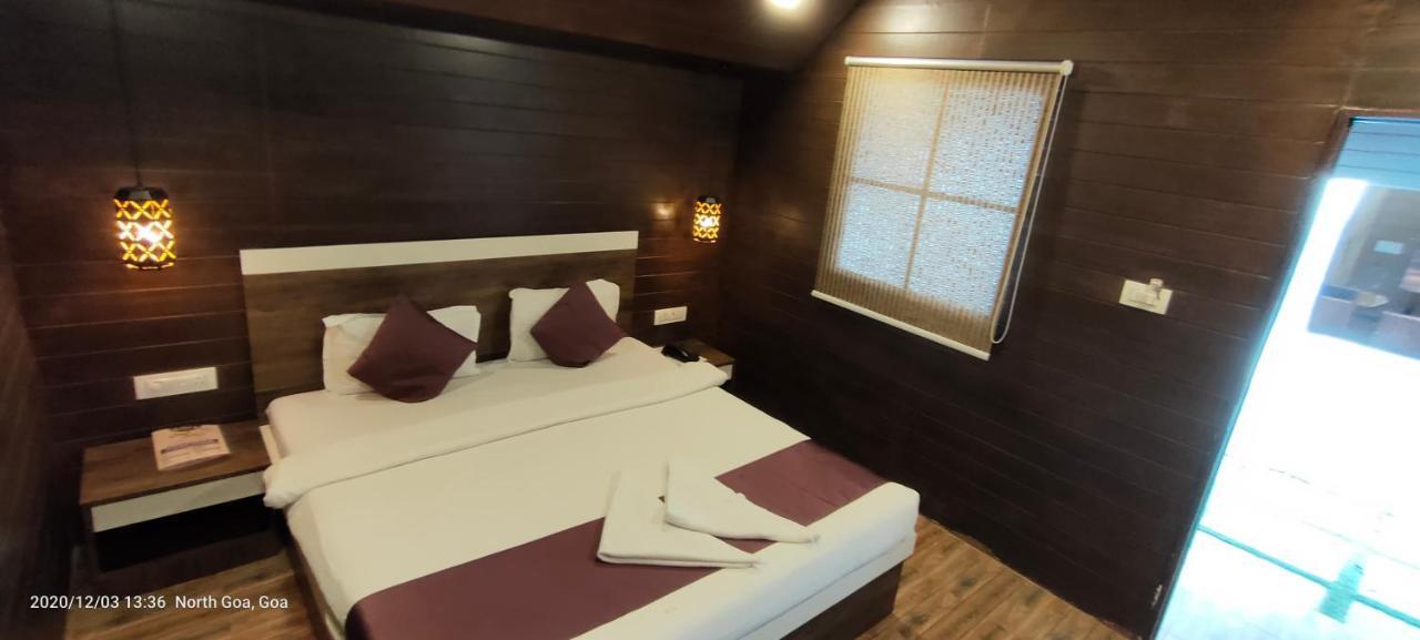 Woodhouse Beach Resort Baga Exterior foto